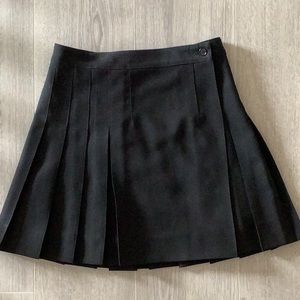 COPY - Women tailored pleated skirt for work or after work.